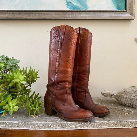 Frye Shoes - Vintage 1970s Frye Tan Leather Cowboy Boots